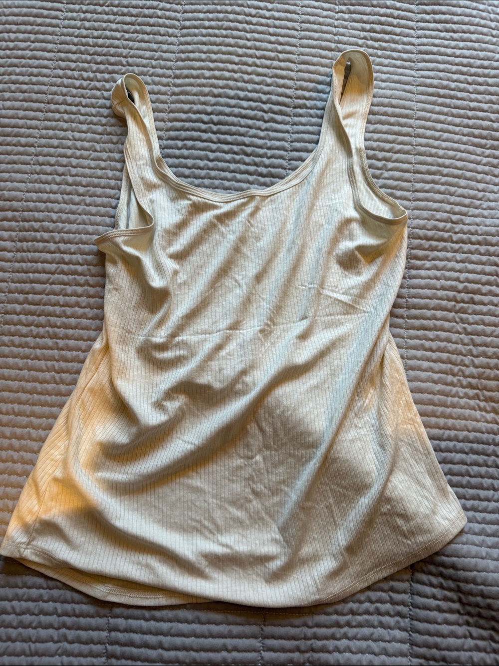 Uniqlo Cream Ribbed Scoop Neck Tank Top